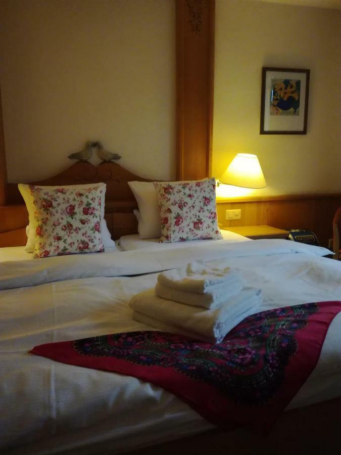 Touristen-Chalet Leukerbad Eksteriør bilde